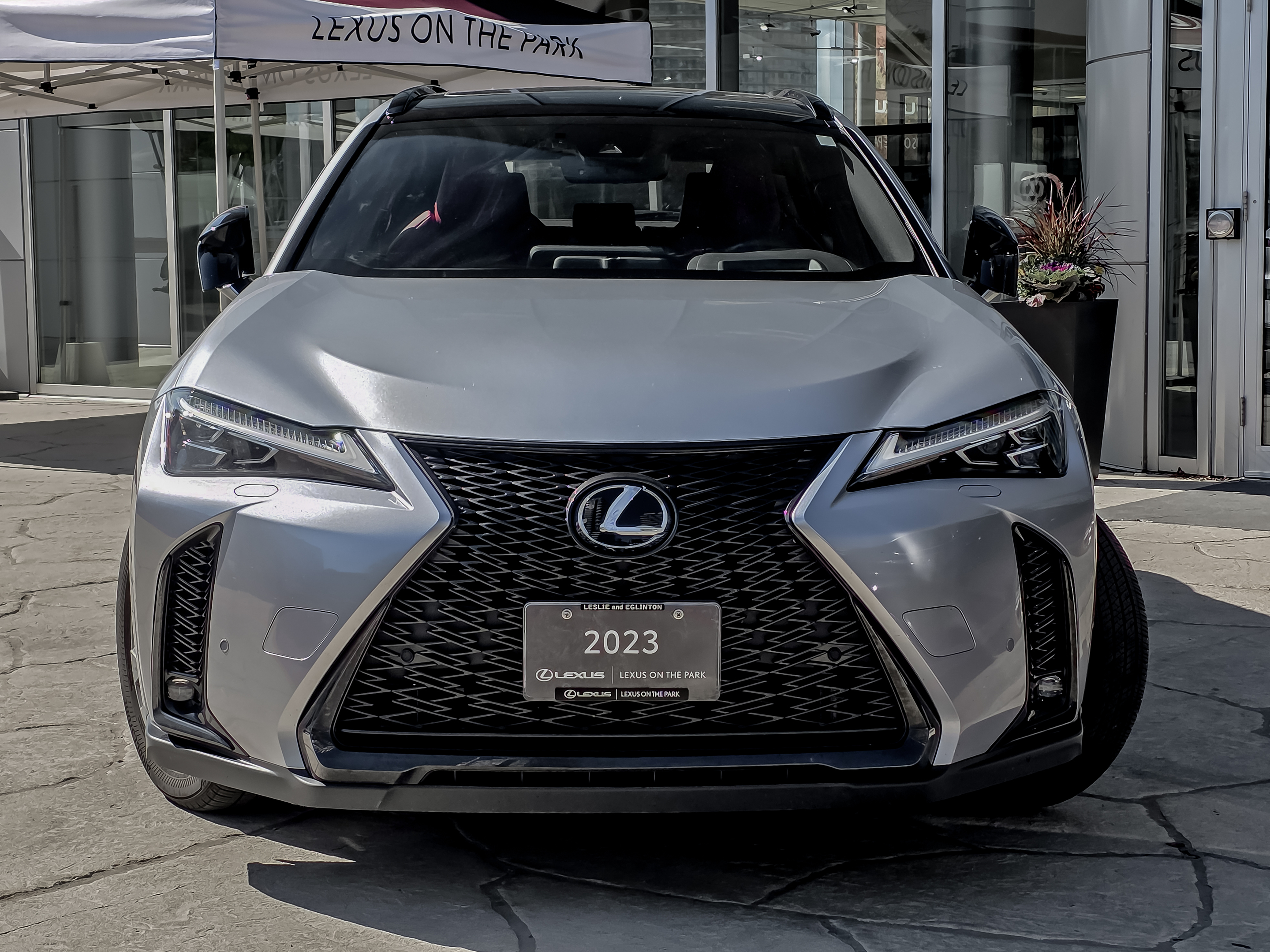 Lexus UX 2023