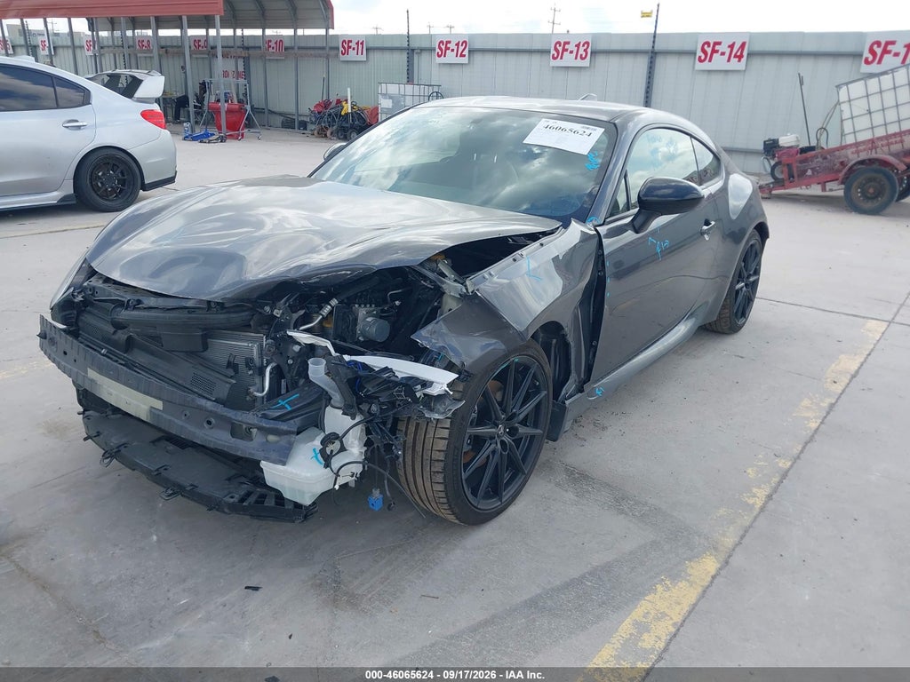 Toyota GR86 2025