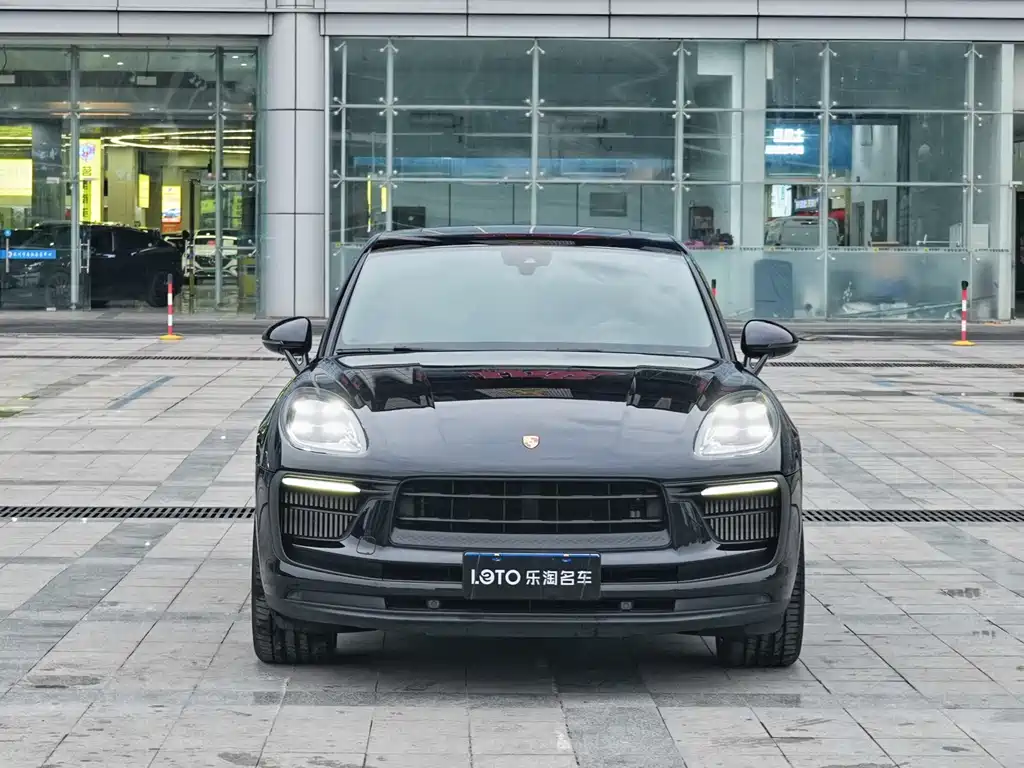 Porsche Macan 2023