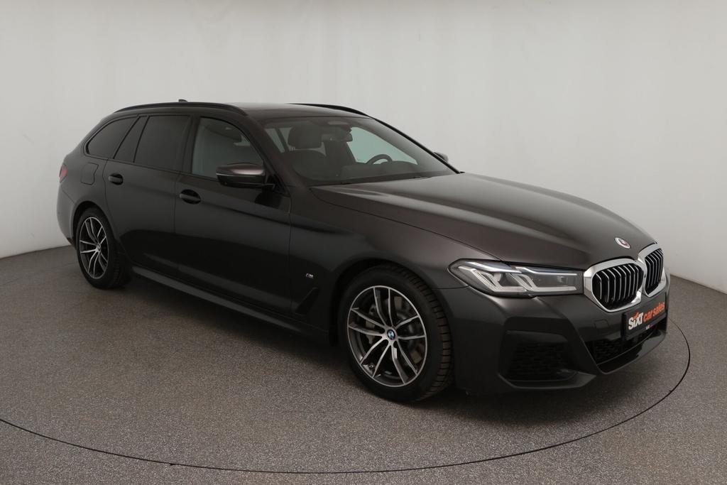 BMW 530 2023