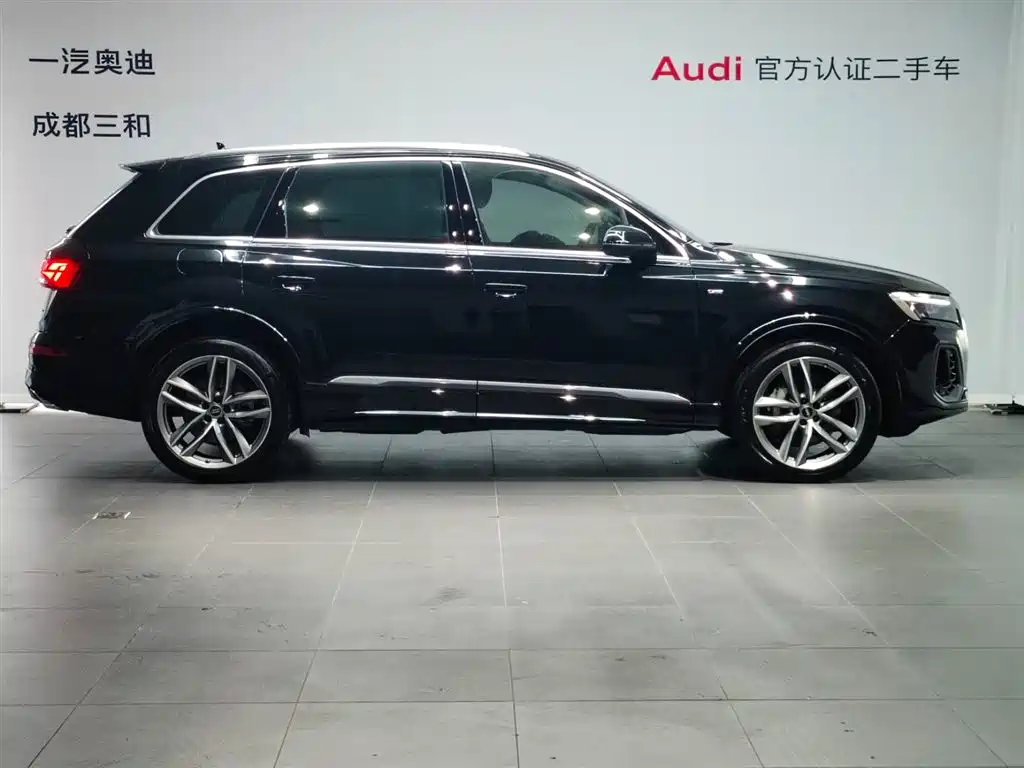 Audi Q7 2025