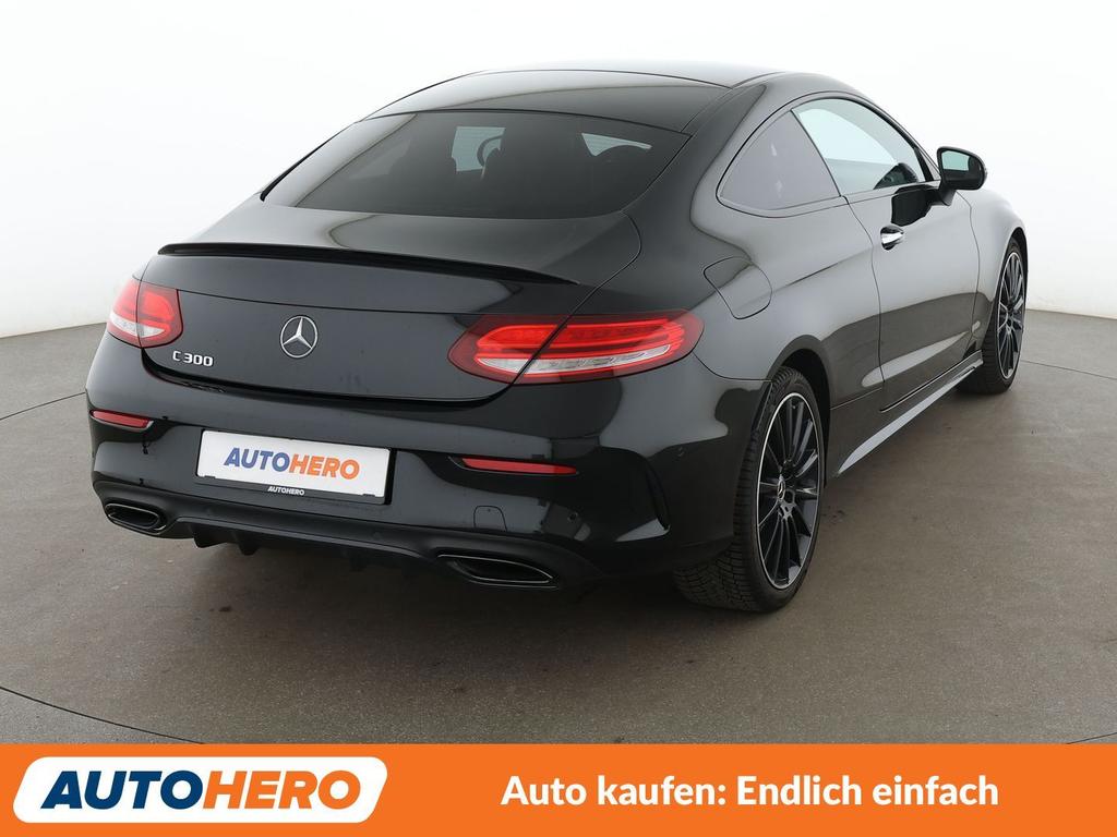 Mercedes-Benz C 300 2023