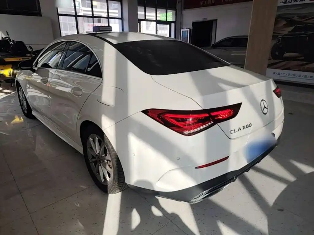 Mercedes-Benz CLA 2021