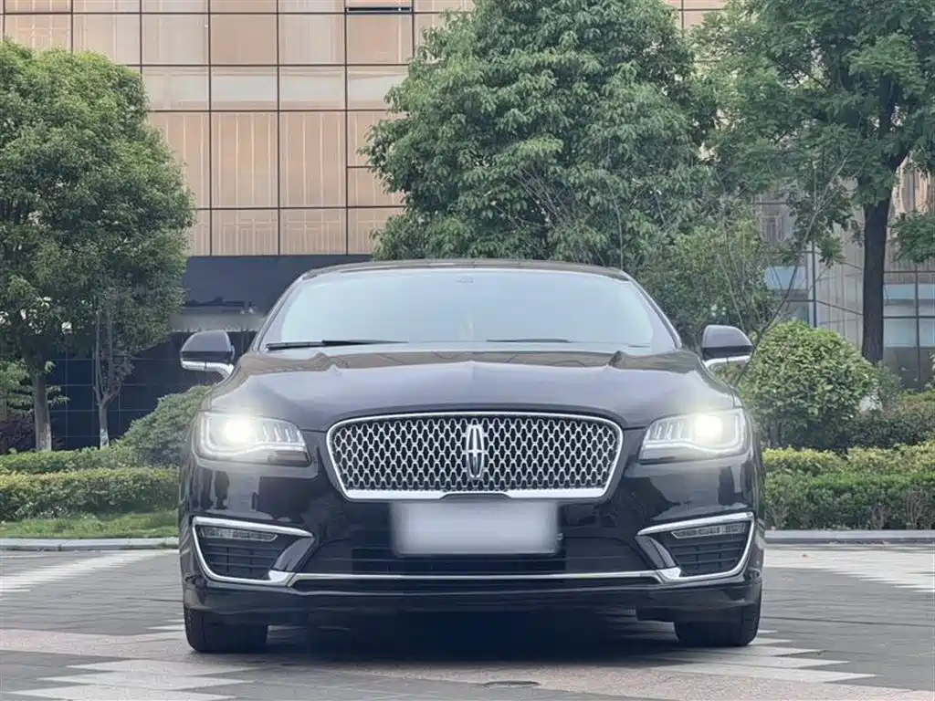 Lincoln MKZ 2021