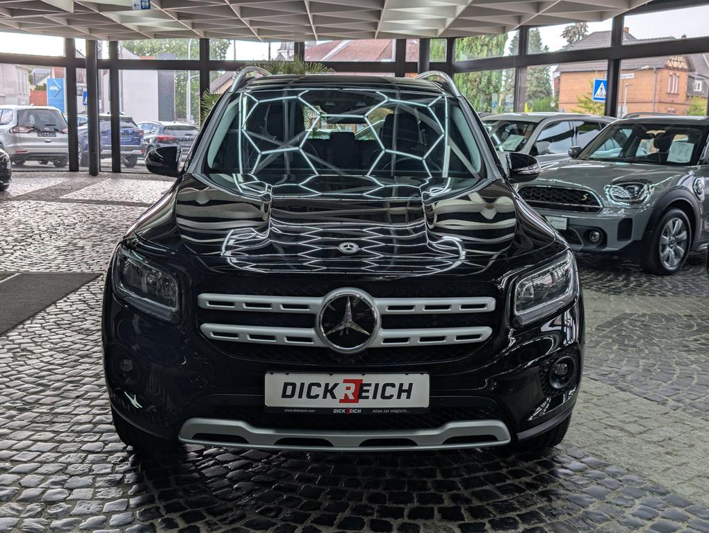 Mercedes-Benz GLB 200 2023