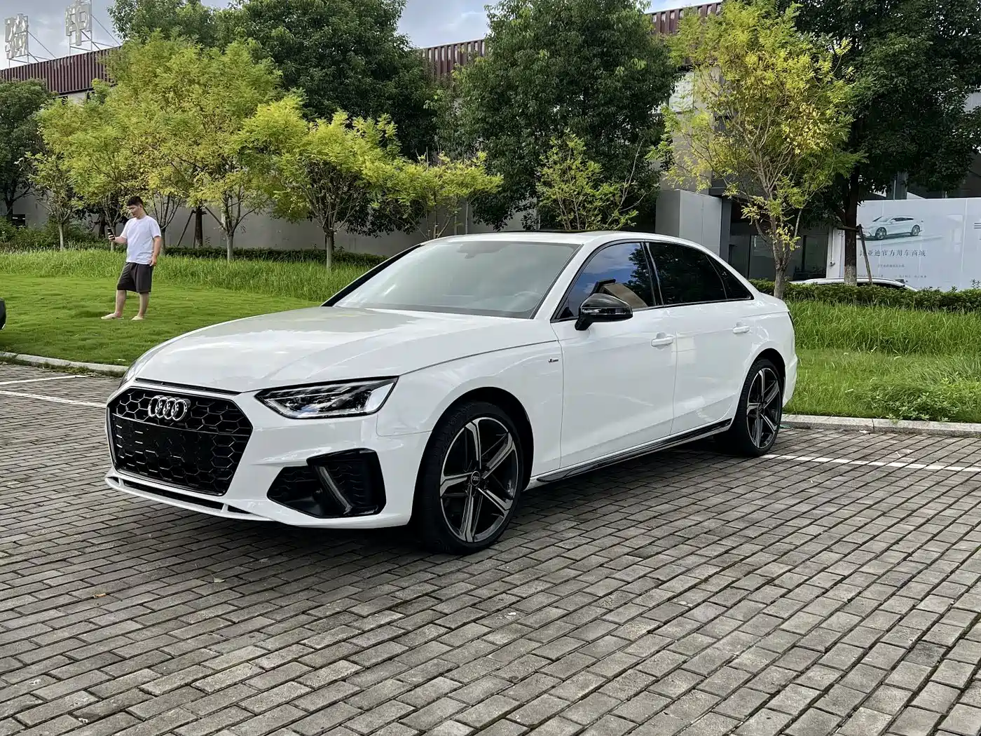 Audi A4 2024