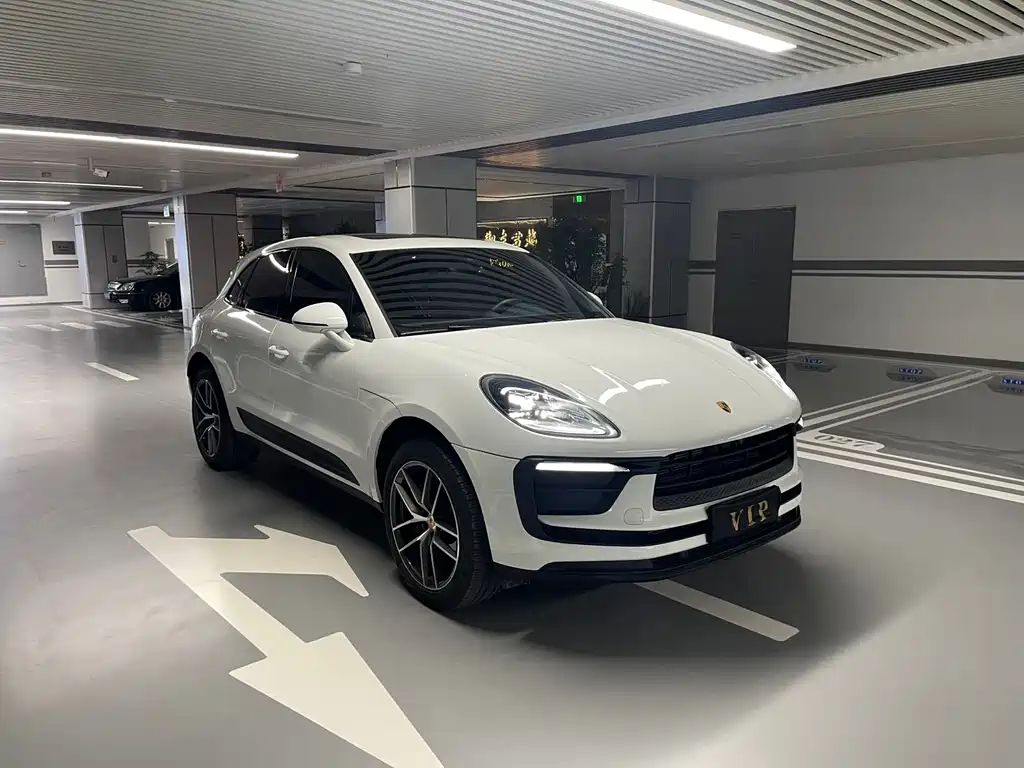 Porsche Macan 2024