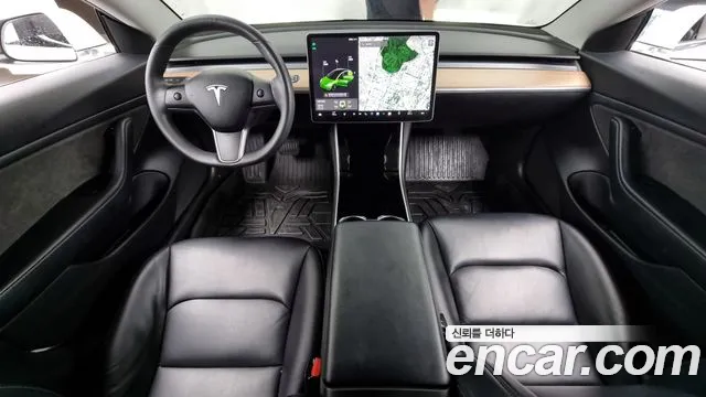 Tesla Model 3 2020