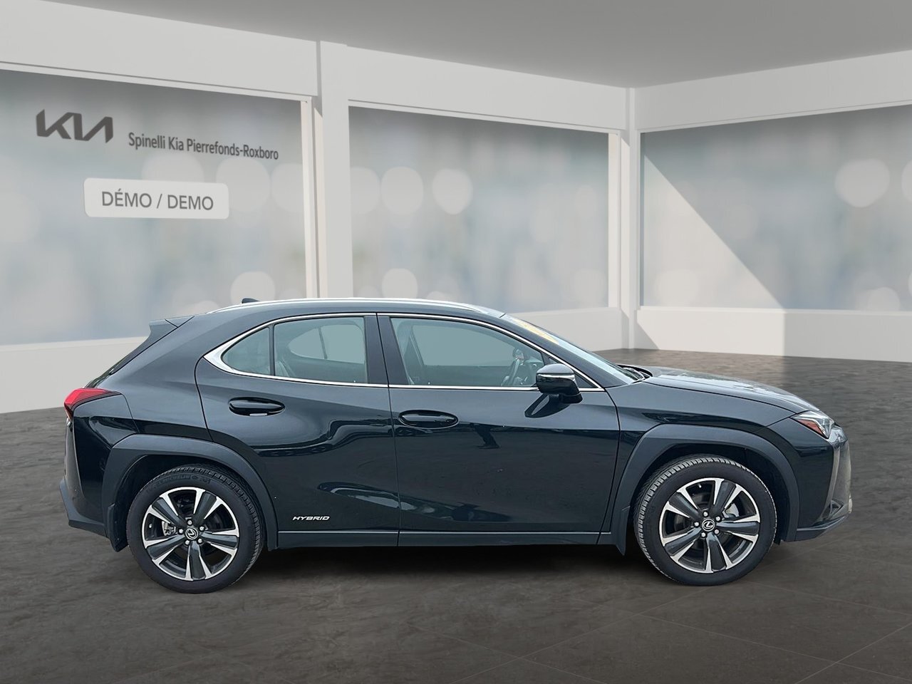 Lexus UX 2021