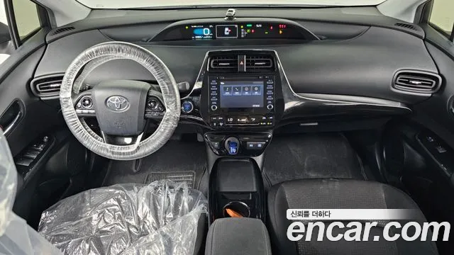 Toyota Prius 2021