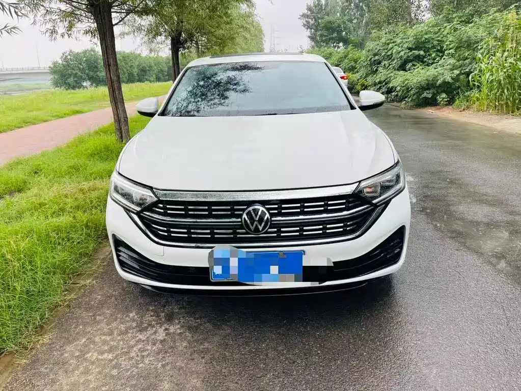Volkswagen Jetta 2023