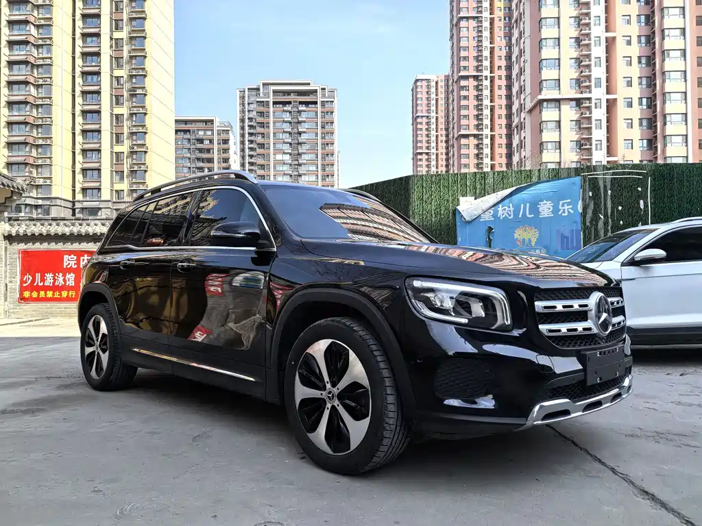 Mercedes-Benz GLB 2022