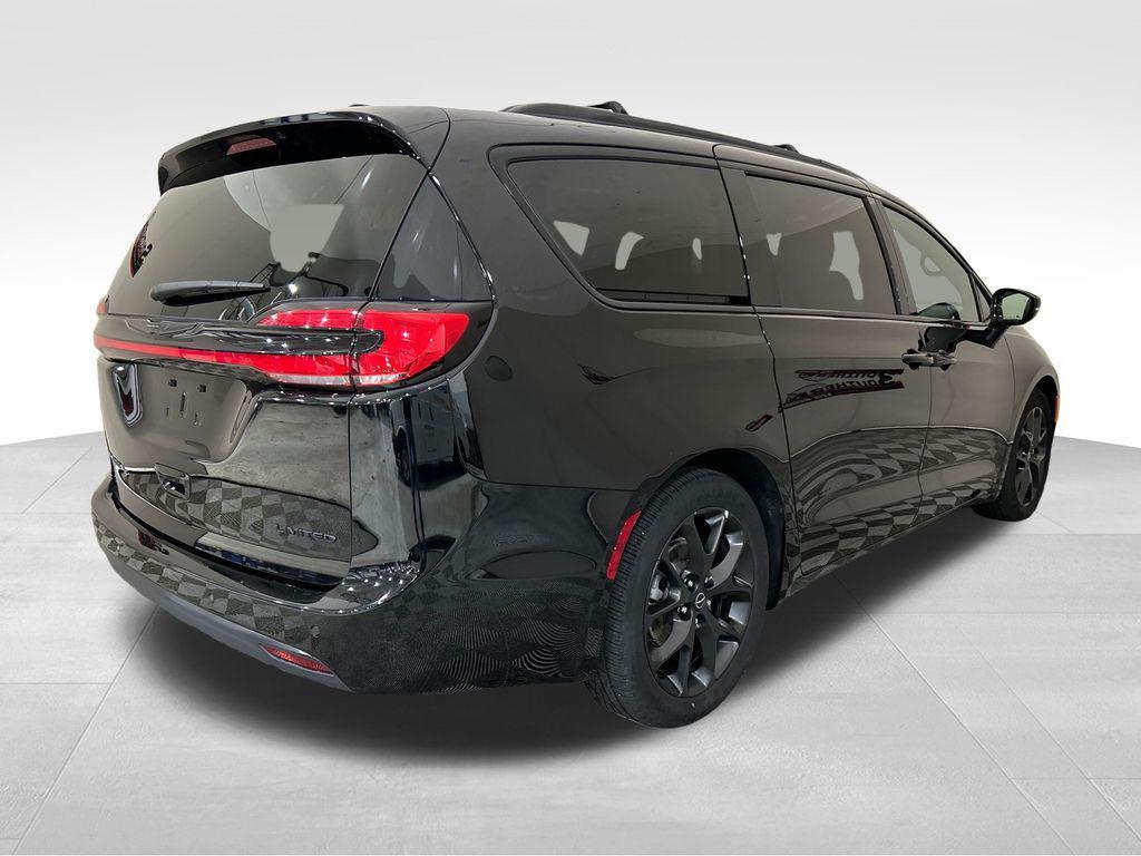 Chrysler Pacifica 2025