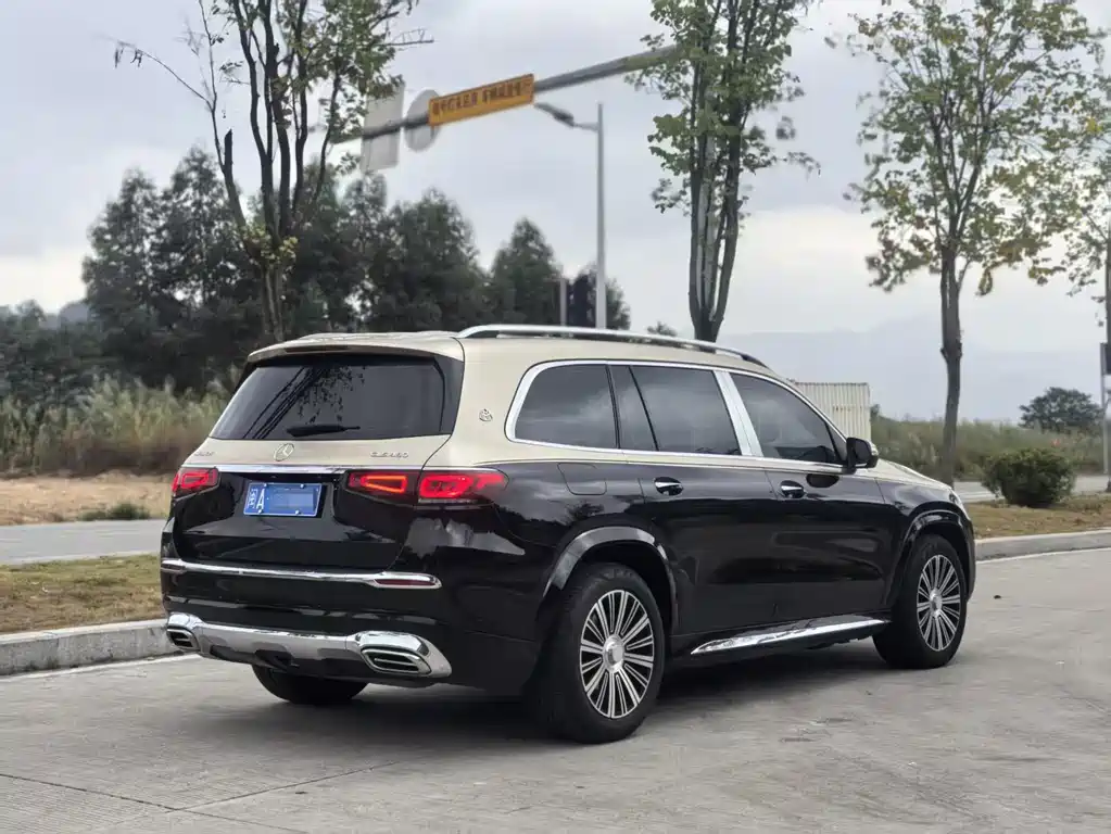 Mercedes-Benz GLS 2021