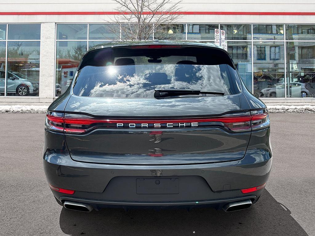 Porsche Macan 2021