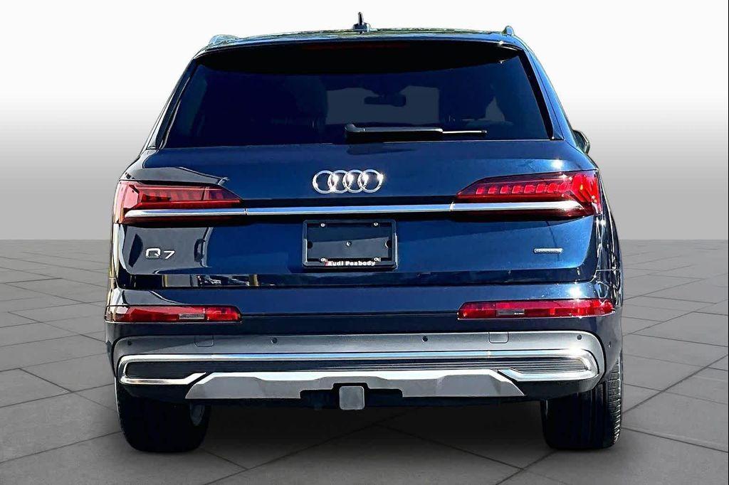 Audi Q7 2024