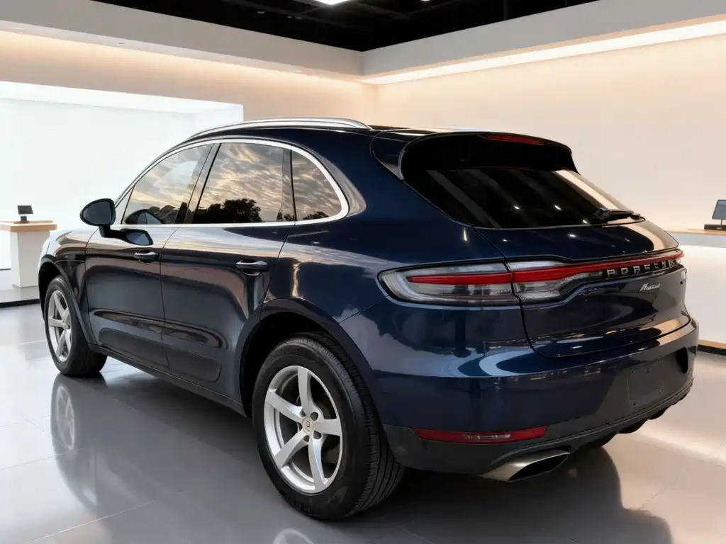 Porsche Macan 2021