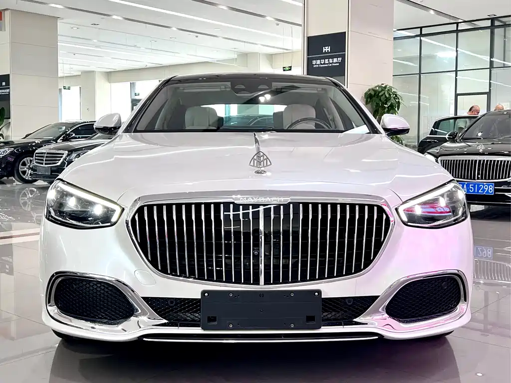 Mercedes-Benz Maybach S-Класс 2022