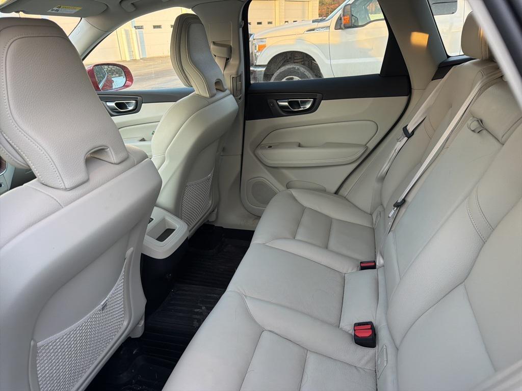 Volvo XC60 2022