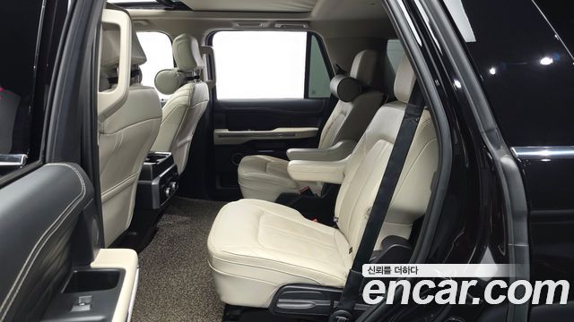 Ford Expedition 2021