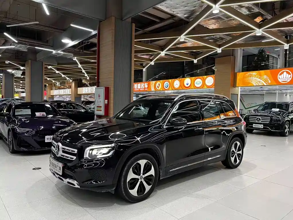 Mercedes-Benz GLB 2022