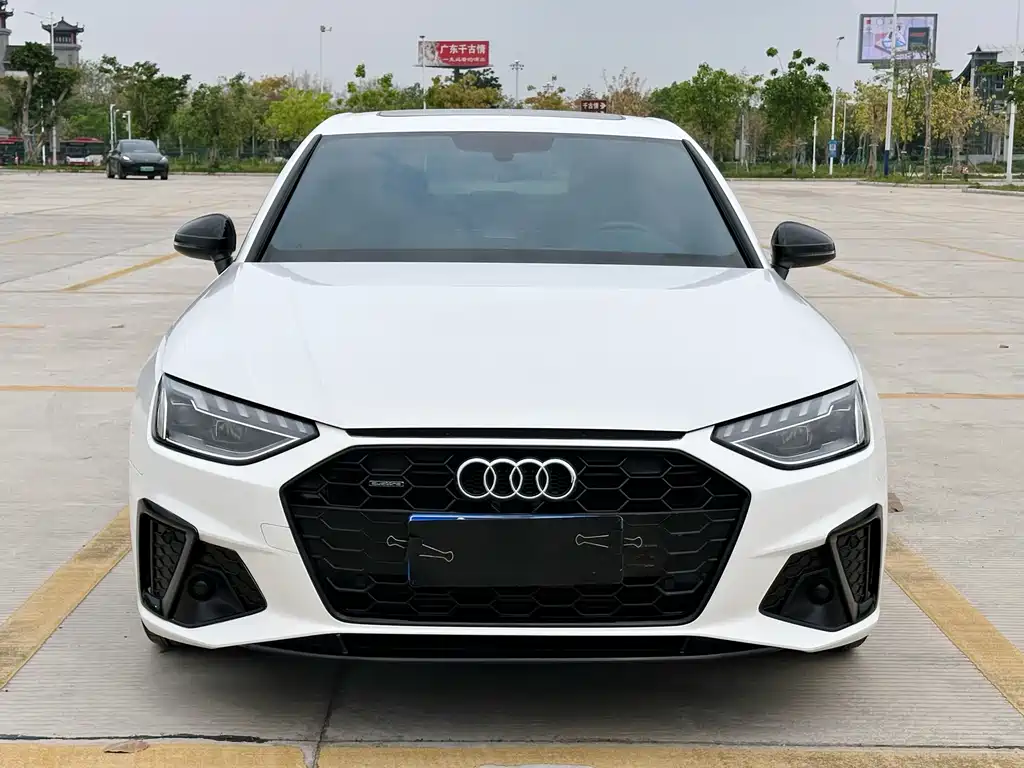 Audi A4 2022