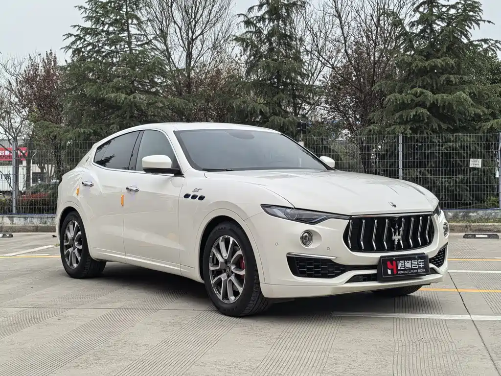 Maserati Levante 2022