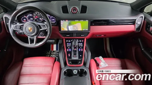 Porsche Cayenne 2021
