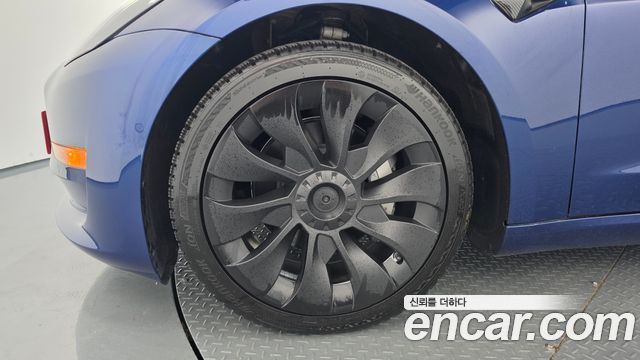 Tesla Model 3 2022
