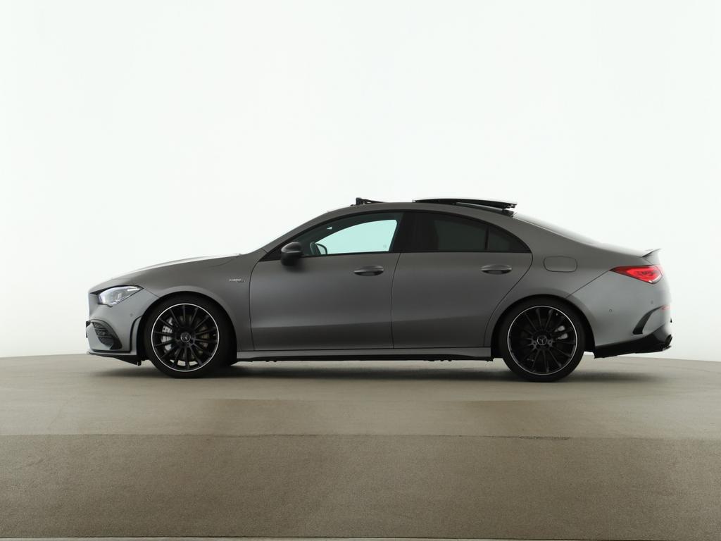 Mercedes-Benz CLA 35 AMG 2022