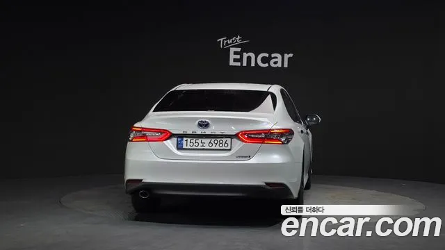 Toyota Camry 2023