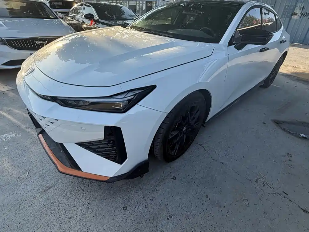Changan UNI-V 2024