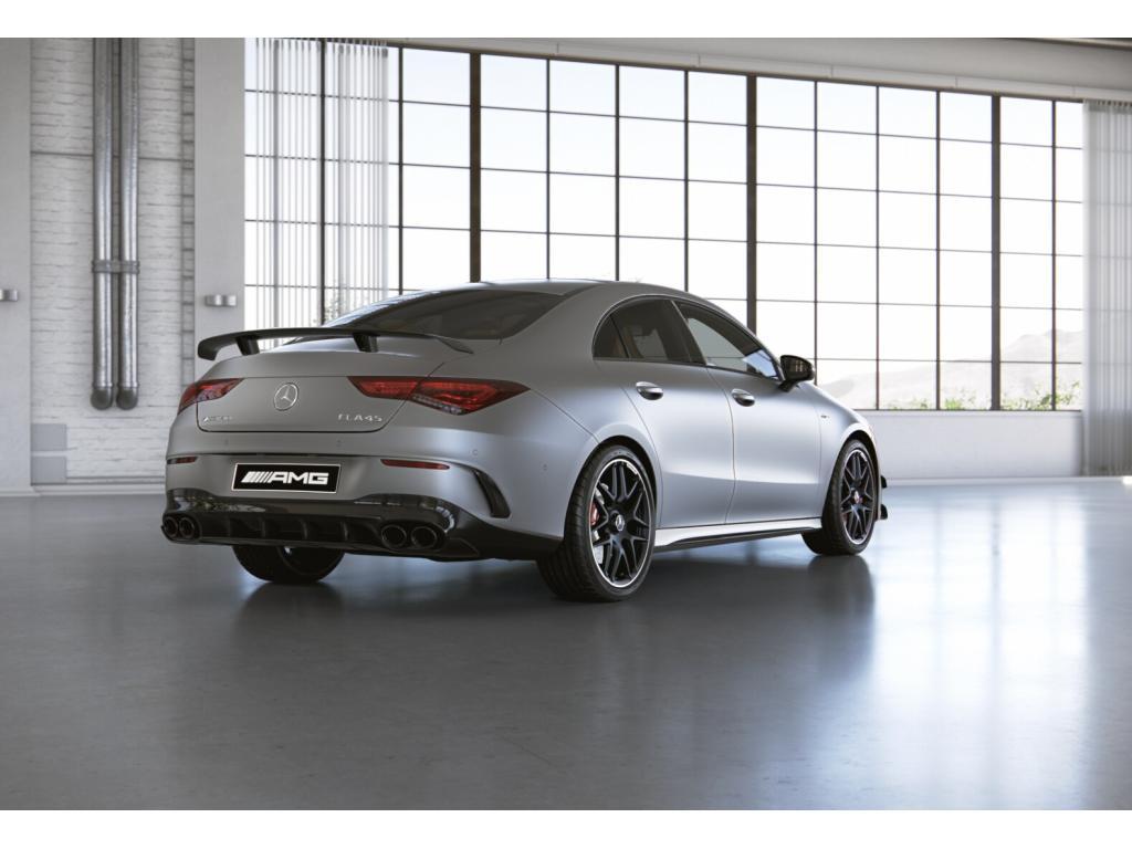Mercedes-Benz CLA 45 AMG 2022