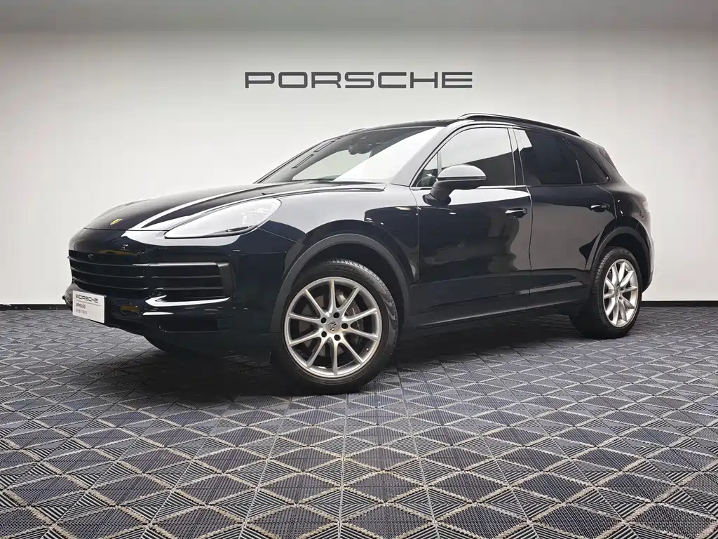 Porsche Cayenne 2021