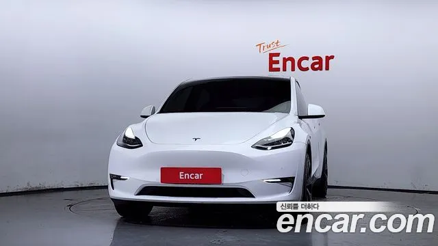 Tesla Model Y 2022