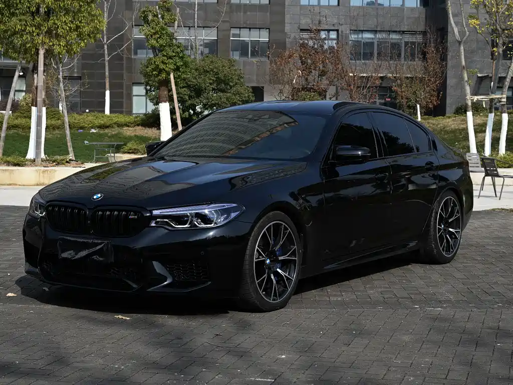 BMW M5 2020