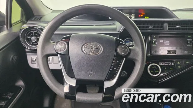 Toyota Prius 2021