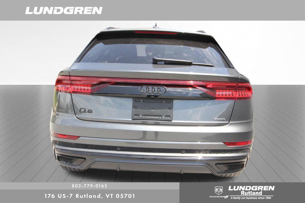 Audi Q8 2021