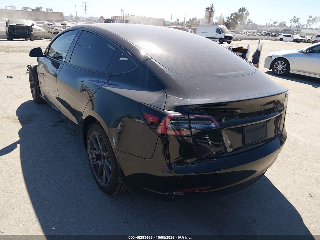 Tesla Model 3 2022