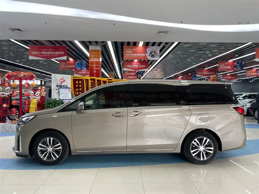 Buick GL8 2024