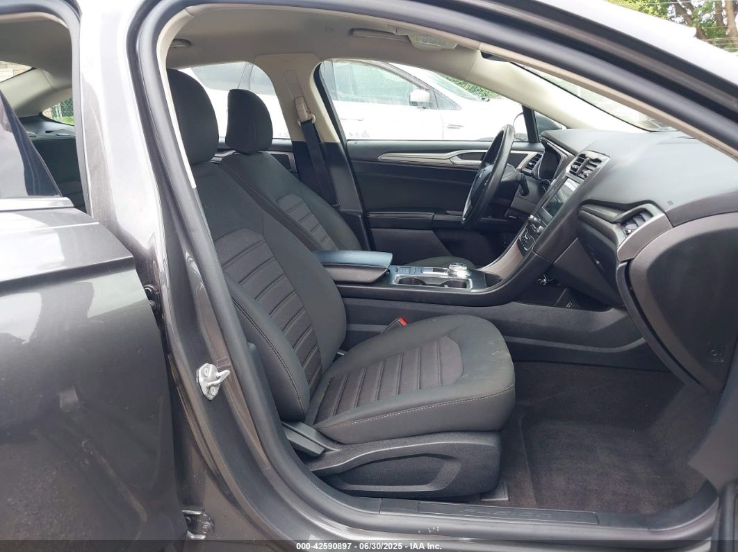 Ford Fusion 2020