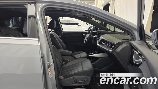 Audi Q4 e-tron 2025