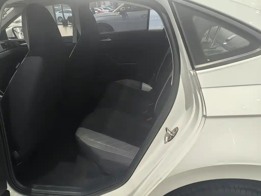 Volkswagen Lavida 2024