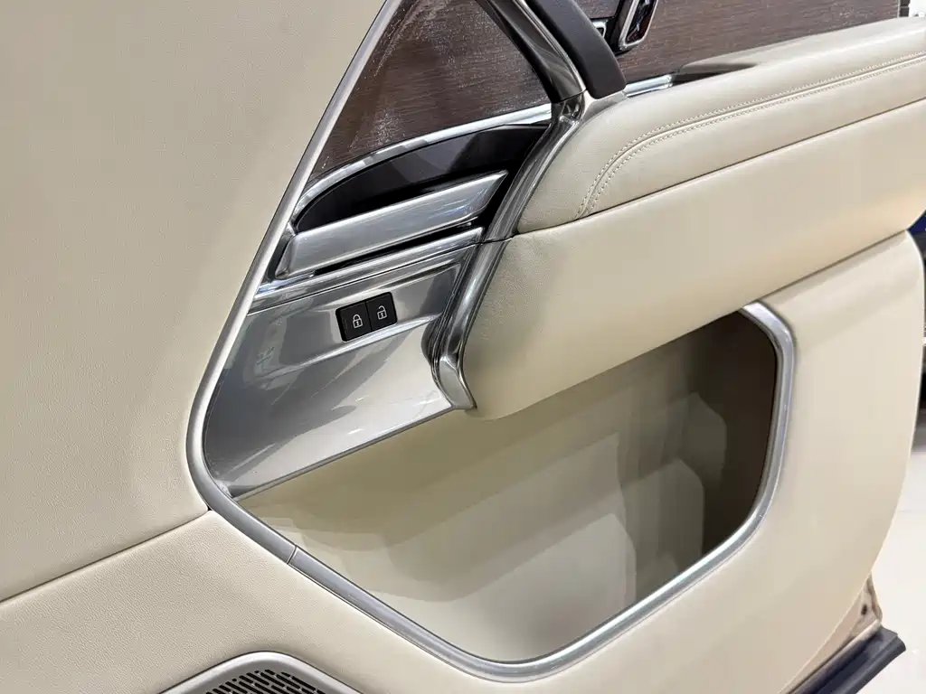 Land Rover Range Rover 2023