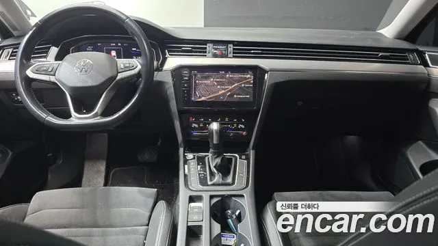 Volkswagen Passat 2021