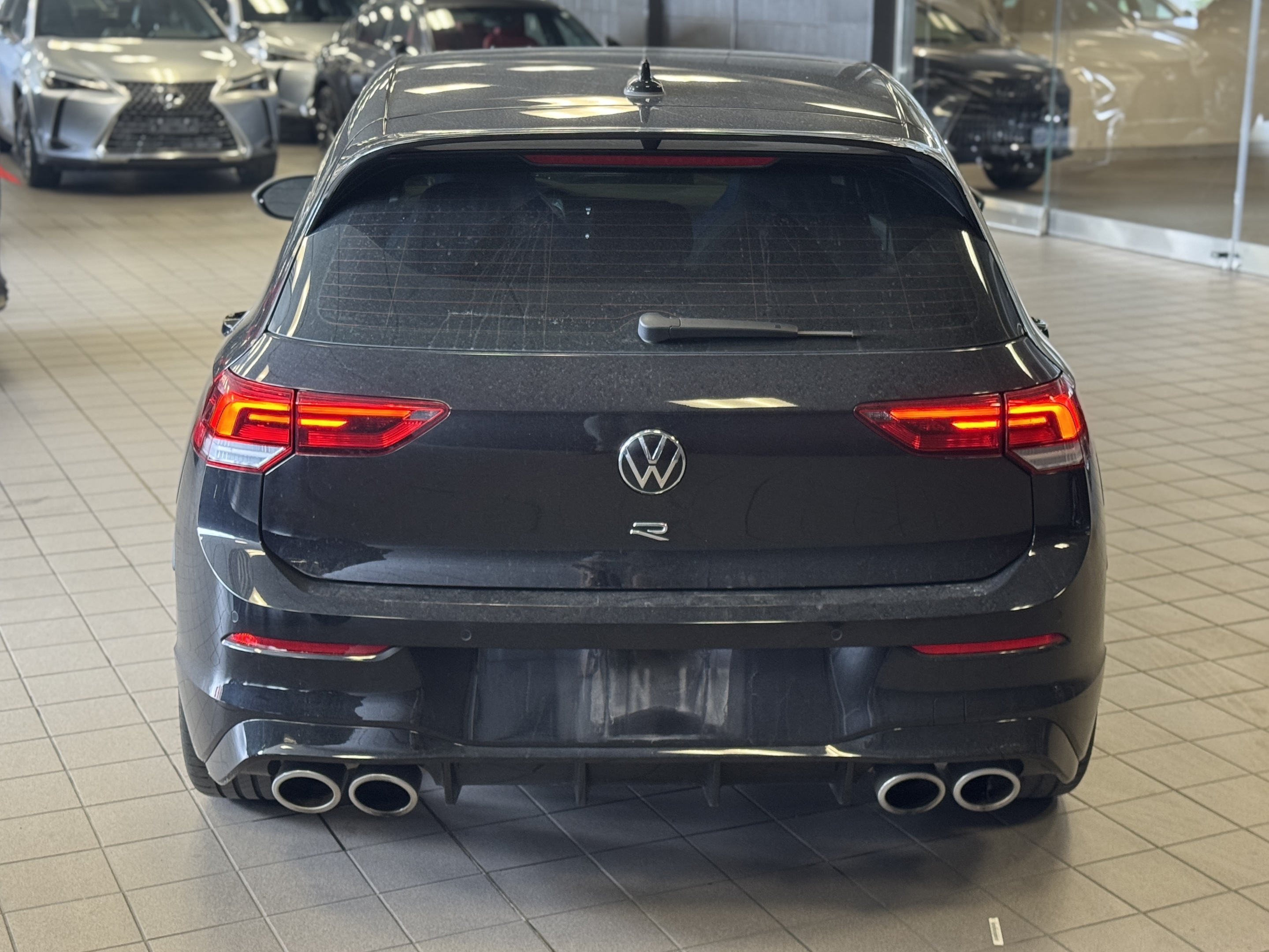 Volkswagen Golf R 2024