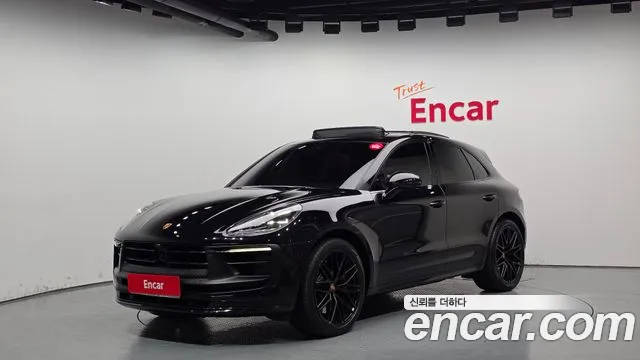 Porsche Macan 2022