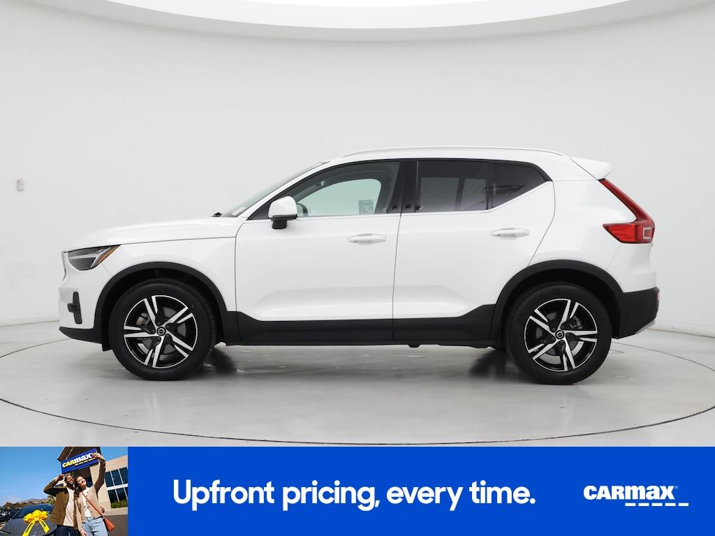 Volvo XC40 2023