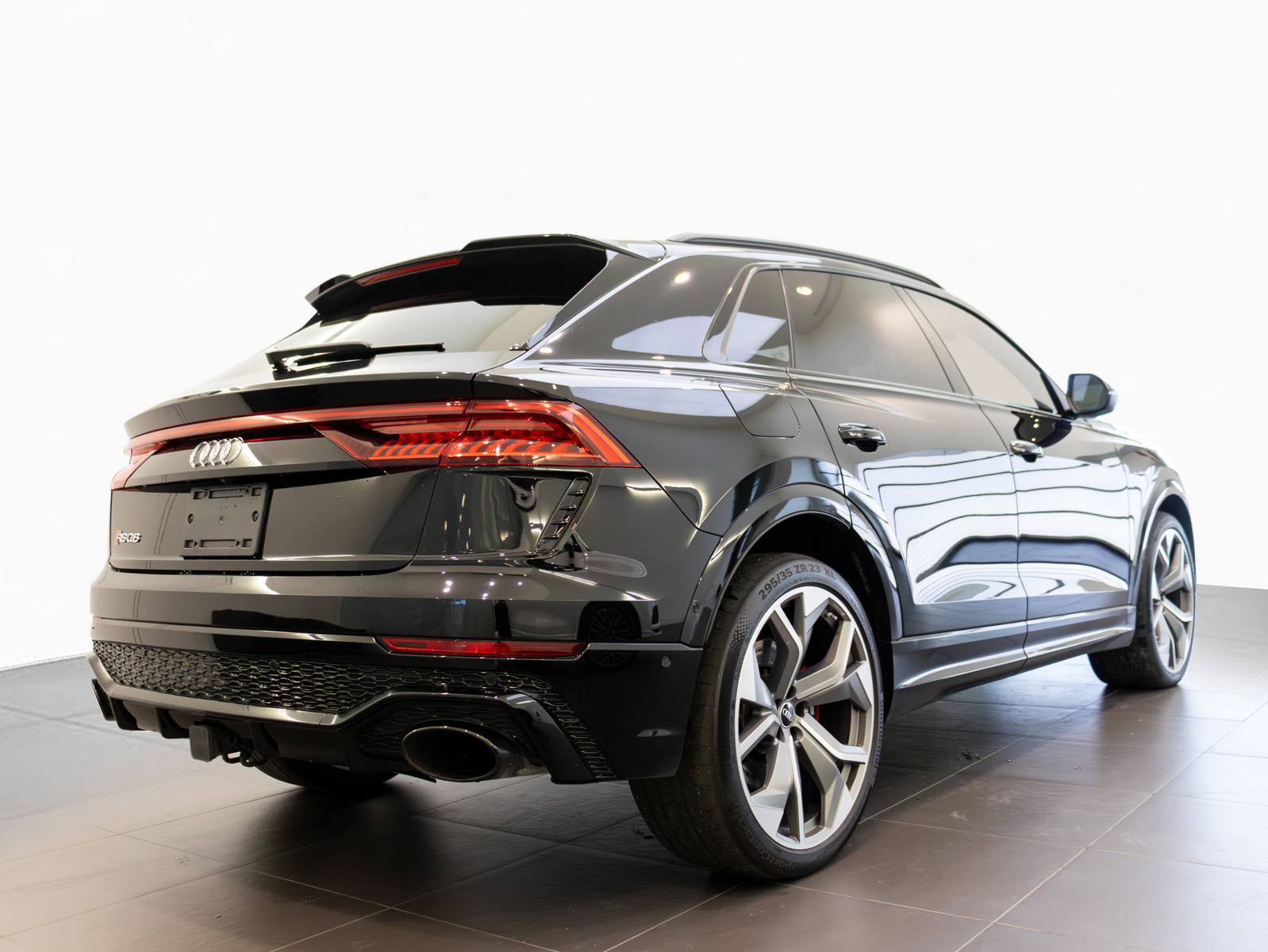 Audi RS Q8 2023