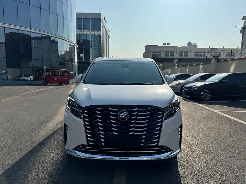 Buick GL8 2024